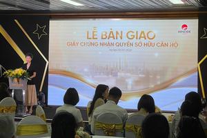 Hinode City chính thức bàn giao sổ hồng cho cư dân