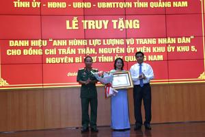 Truy tặng danh hiệu AHLLVTND cho đồng chí Trần Thận, nguyên Phó Chủ nhiệm Ủy ban Thanh tra Nhà nước