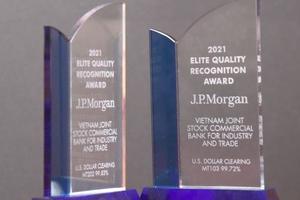 VietinBank đón nhận 2 giải thưởng do JPMorgan trao tặng