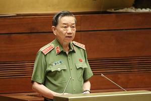 Bộ Công an đã cấp 272.000 hộ chiếu mẫu mới, trước mắt sẽ bị chú “nơi sinh” khi có đề nghị