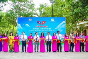 Triển lãm “Khắc sâu tình hữu nghị vĩ đại, đoàn kết đặc biệt Việt Nam - Lào, Lào - Việt Nam”