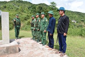 Phát huy vai trò người có uy tín nơi cực Tây Tổ quốc