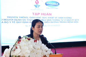 Vinamilk và CLB Điều dưỡng trưởng Việt Nam tiếp tục tập huấn chăm sóc sức khỏe trẻ em và người cao tuổi

