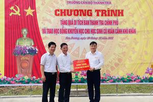 Trường Cán bộ Thanh tra thăm và dâng hương tại di tích Ban Thanh tra Chính phủ