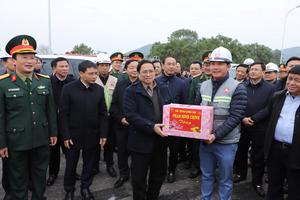 Thủ tướng kiểm tra dự án thành phần Mai Sơn - Quốc lộ 45 thuộc đường bộ cao tốc Bắc - Nam