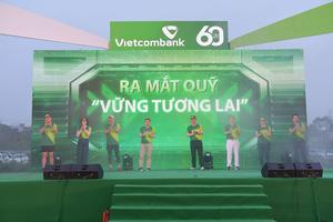 Vietcombank ra mắt Quỹ “Vững tương lai” hỗ trợ học bổng cho học sinh, sinh viên nghèo vượt khó, tài năng