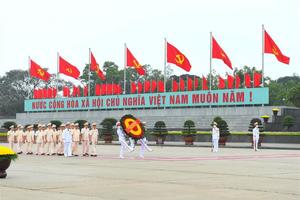 "Đời đời nhớ ơn Chủ tịch Hồ Chí Minh vĩ đại"