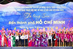 Từ Làng Sen đến thành phố Hồ Chí Minh