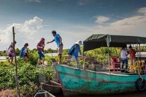 Học sinh đi thăm quan, trải nghiệm: Không cấm, nhưng phải an toàn