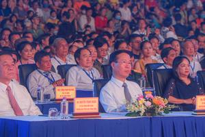 UNESCO ghi danh nghệ thuật làm gốm của người Chăm vào danh sách Di sản Văn hóa phi vật thể cần bảo vệ khẩn cấp