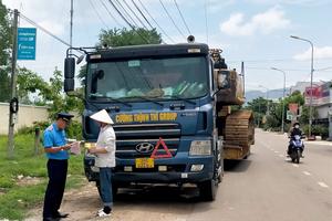 Bình Thuận: Cao điểm kiểm tra, xử lý vi phạm về tải trọng, xếp hàng hóa trên xe ô tô