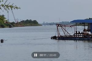 Nam Trực, Nam Định: Hút cát giáp chân đê, dân bất an, chính quyền “không thấy”