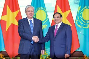 Tổng thống Kassym-Jomart Tokayev: Kazakhstan coi Việt Nam là đối tác quan trọng