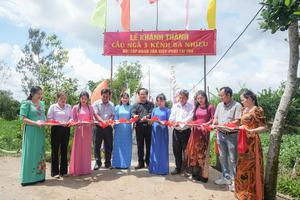 Tân Hiệp Phát khánh thành cầu Ngã 3 Kênh Ba Nhiễu  giúp cho hàng ngàn hộ dân đi lại, giao thương