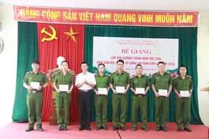 Công an Sơn La hoàn thành chương trình bồi dưỡng tiếng dân tộc Thái