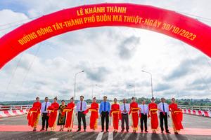 Khánh thành dự án đường Đông Tây thành phố Buôn Ma Thuột trị giá hơn 1.200 tỷ 