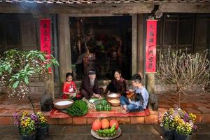 Bảo đảm an sinh xã hội cho người dân và người lao động dịp Tết Nguyên đán Giáp Thìn