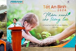 TẾT AN BÌNH 2024: ABBANK gây quỹ tài trợ 50.000 cây gỗ lớn cho người dân Quảng Bình