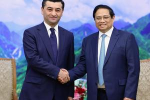 Thủ tướng: Việt Nam luôn ghi nhớ sự giúp đỡ chí tình của Uzbekistan