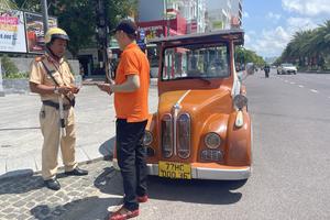 Tăng cường chấn chỉnh hoạt động xe ô tô điện trên địa bàn