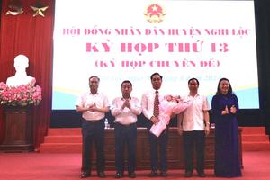 Phó Giám đốc Sở Tài chính được bầu làm Chủ tịch UBND huyện Nghi Lộc