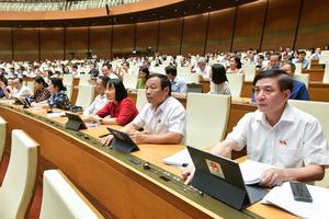 Thông qua Luật Đường bộ: Thu phí sử dụng cao tốc, không quy định thu phí ô tô cá nhân vào nội đô