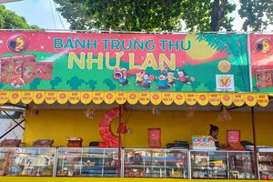 Thị trường bánh Trung thu “bắt nhịp” sớm vào mùa