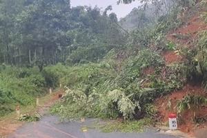 Thanh Hoá: Mưa lớn nhiều tuyến đường miền núi bị sạt lở nghiêm trọng