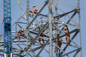 Thủ tướng đề xuất khen thưởng cấp Nhà nước cao nhất đối với EVN 