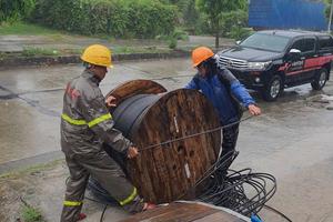 Viettel "liên thông" sóng di động, giúp chính quyền, người dân đảm bảo liên lạc