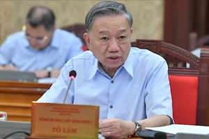 ​Bộ Chính trị họp chỉ đạo khắc phục hậu quả của bão số 3