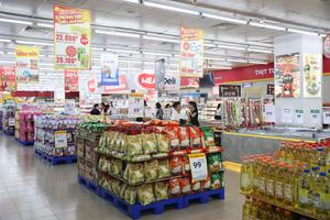 Quảng Ninh: Đảm bảo nguồn hàng thiết yếu, không để lợi dụng mưa bão để trục lợi

