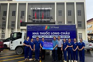 FPT Long Châu điều động 10 tấn thuốc hỗ trợ người dân vùng bão lũ