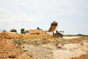 Cơ chế khai thác vật liệu san lấp đường cao tốc còn thiếu 