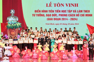 Ninh Bình: Tôn vinh 65 tập thể cá nhân điển hình tiên tiến