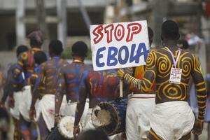 WHO: Vaccine Ebola sắp được đưa vào sử dụng