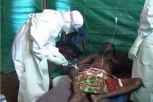 Liberia sa thải 10 quan chức lơ là trách nhiệm chống dịch Ebola