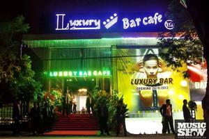 Cận cảnh ăn chơi trong bar Luxury trước khi cháy