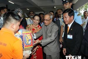 Tổng thống Ấn Độ kết thúc tốt đẹp chuyến thăm Việt Nam