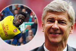 Wenger tâng bốc Welbeck lên mây