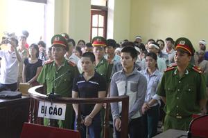 Tử hình kẻ giết vợ chồng chủ hiệu cầm đồ
