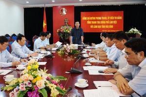 Tổng Thanh tra Huỳnh Phong Tranh làm việc tại Hòa Bình