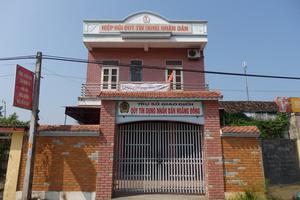 Dân nghèo bỗng dưng thành con nợ