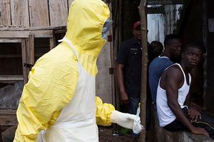 Công bố những đoạn video tư liệu hiếm về dịch Ebola năm 1976
