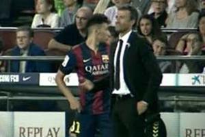 Messi công khai chống lệnh của HLV trưởng?