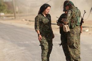 Những nữ chiến binh người Kurd gieo kinh hoàng cho IS