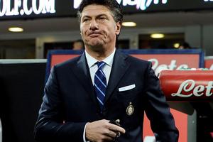 Bốn lý do để Inter sa thải huấn luyện viên Walter Mazzarri