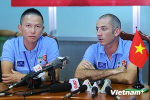 HLV Graechen: Công Phượng "lên mây" là do lỗi của báo chí