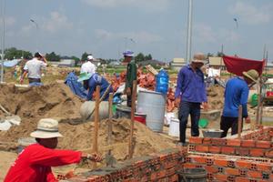 Kỳ I: Chạy đua để “nằm trong tốp” vay tiền hỗ trợ