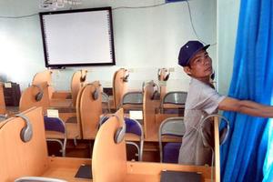 Cần tránh lãng phí trong sử dụng thiết bị dạy học